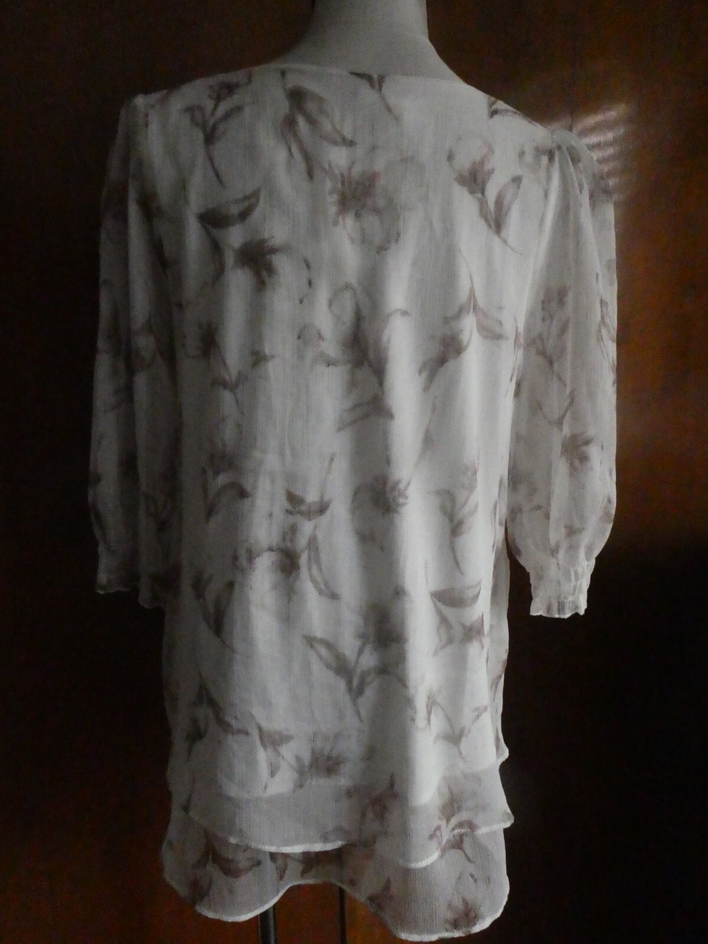 Ei Shing Fashion Women’s Layered Blouse Top No Size Tag Based on measures Medium