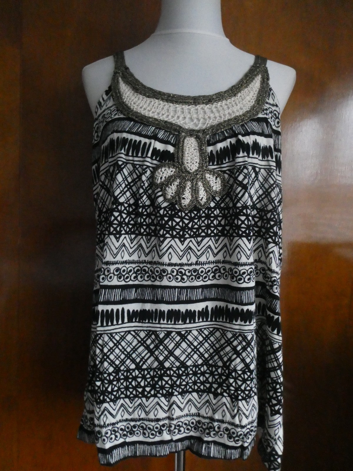 Sweaterworks Women's Top Black White Crochet Trim Cotton Rayon Size Large $68