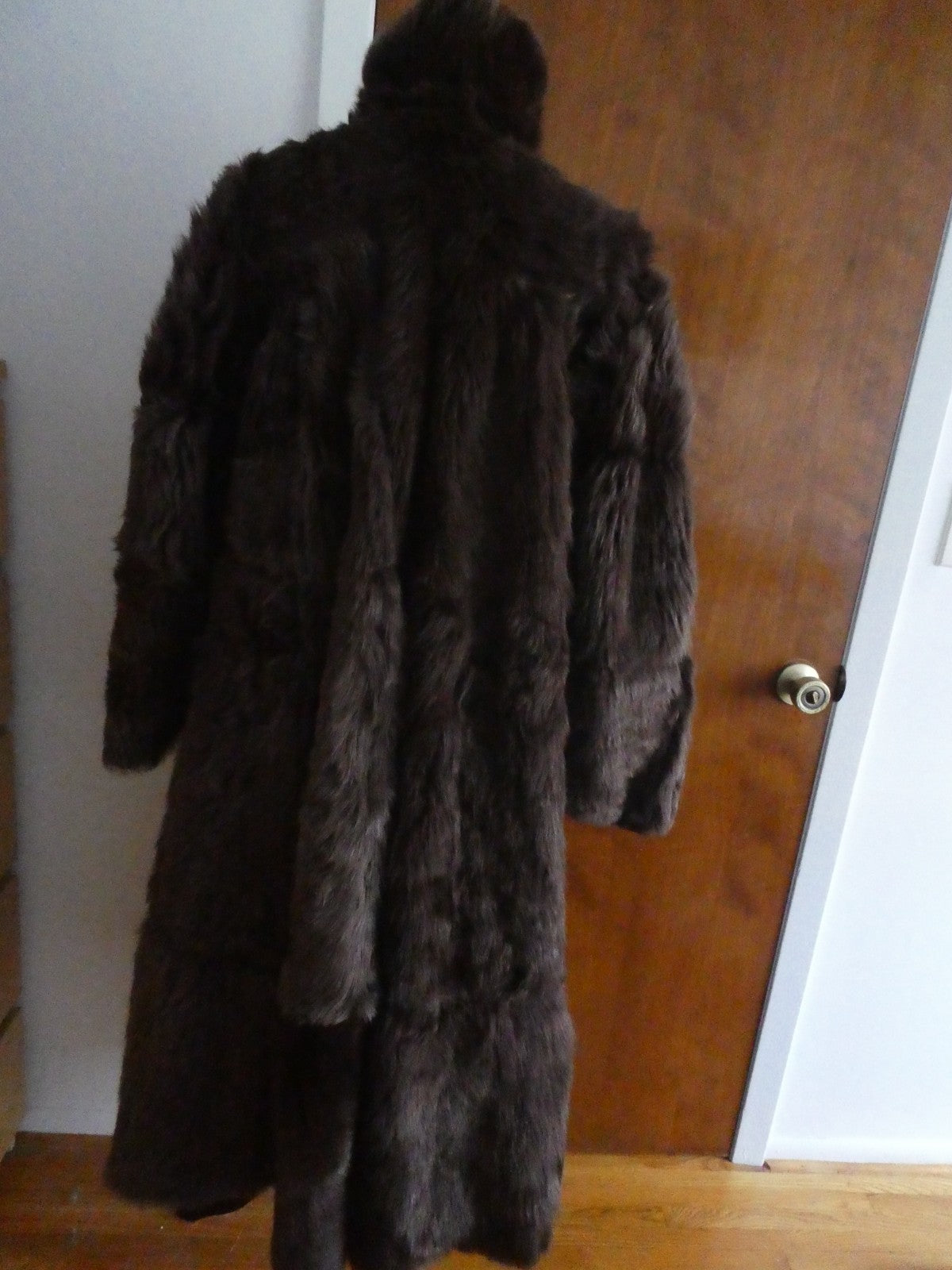 Women's Wine Shearling Sheepskin Long Winter Coat Spain 38 US 8 Runs big US 12
