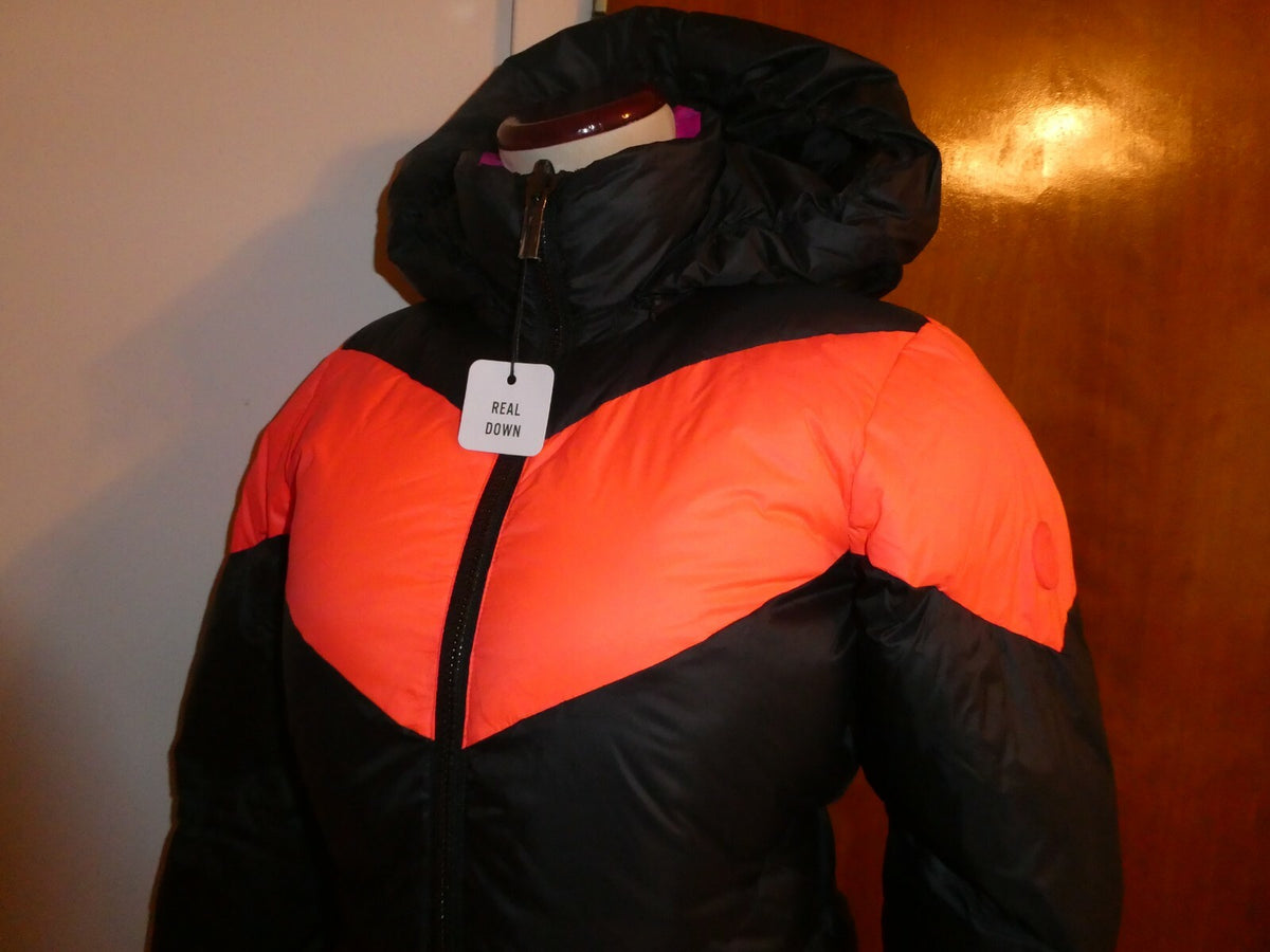 Armani Exchange Women's Black/Orange Reversible Winter Padded Jacket Coat XS