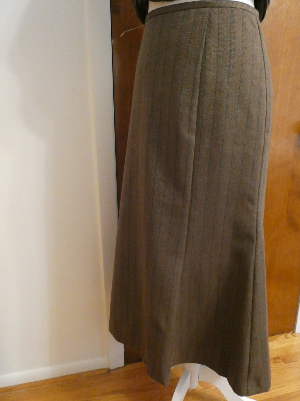 Harve Benard Women Brown Midi A Line 100% Wool/Lana Skirt 12 Made in Ukraine