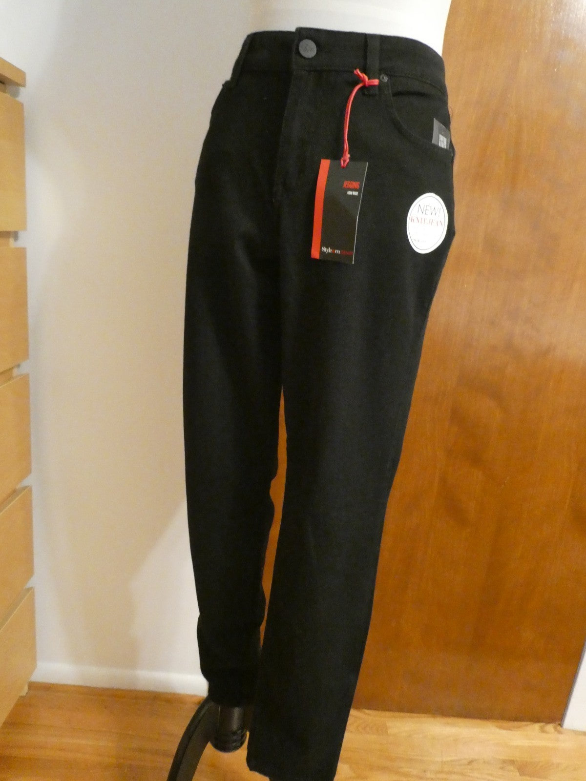 Style &CO Denim Women's Essential Comfort Soft Legging Jean Pants Black Size 14