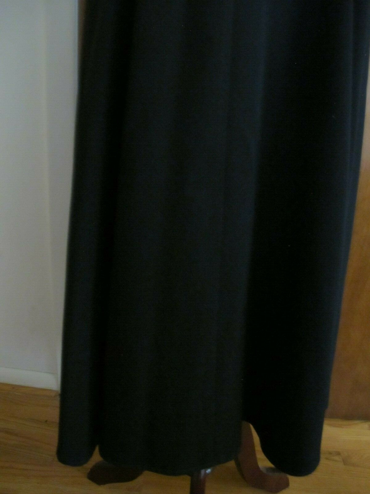 Rafaella woman's black A Line long skirt size 10 (fits size 8)