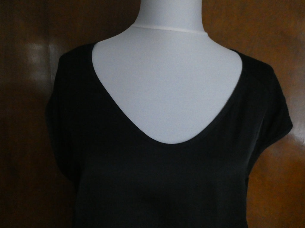 Gap women's gorgeous black detailed rayon top size Large
