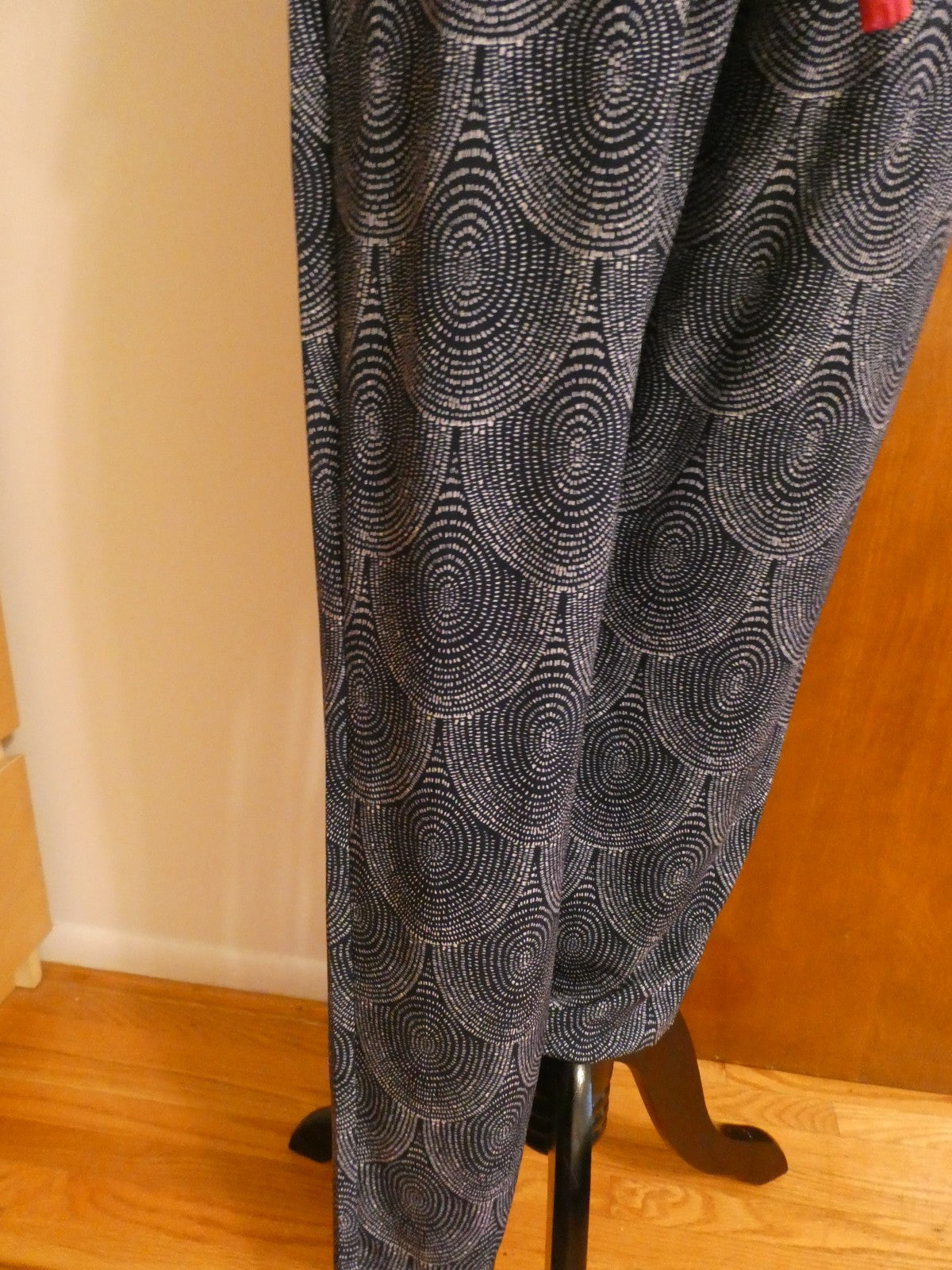 Hatley Women's Sleeveless Jumpsuit S/P Black White Print Tassel Tie Stretch EUC