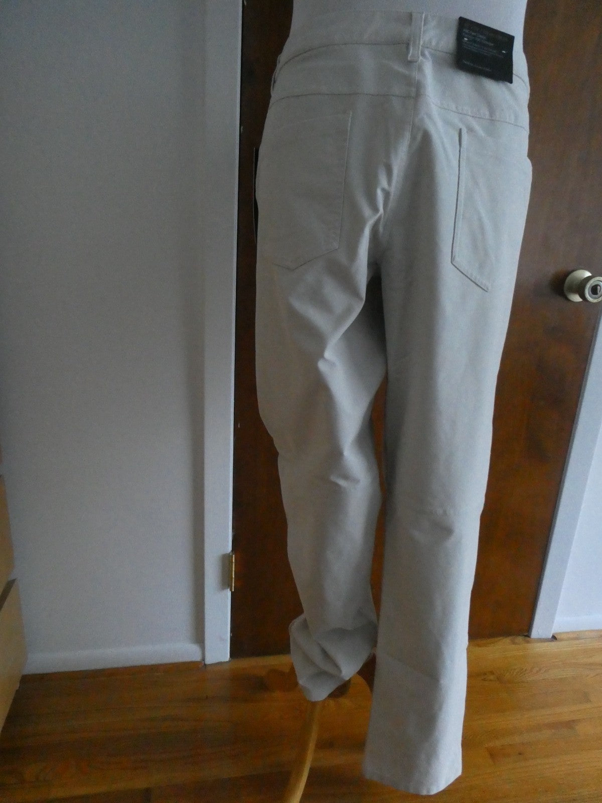 Lululemon Men Classic Bone Pant 40x34 free shorten length at any Lululemon store