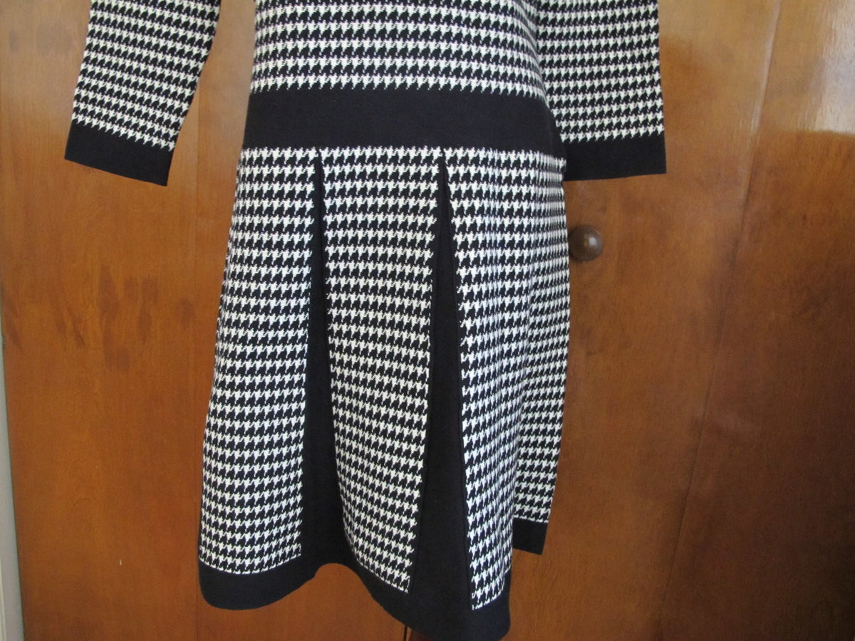 Lauren Ralph Lauren women’s black white fit and flare NWT dress size Large