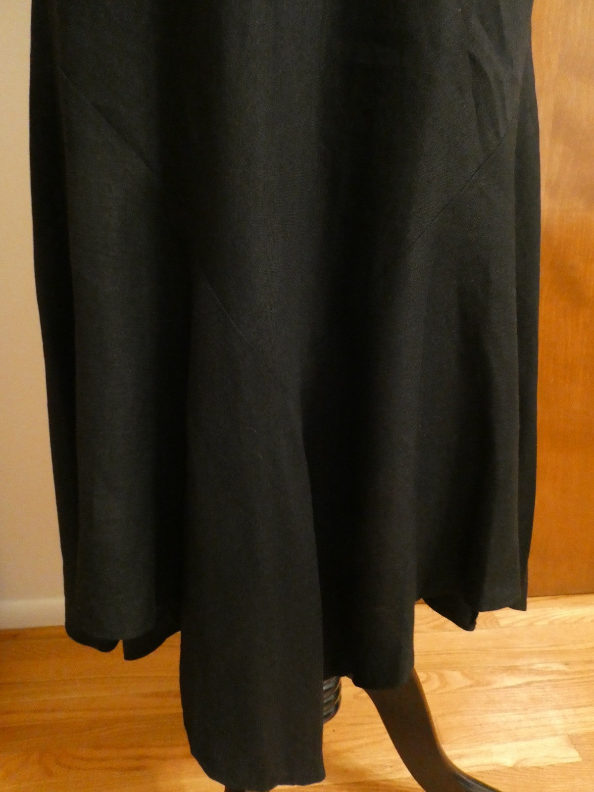 Larry Levine Women Black Linen Rayon Skirt Flare Hem Elegant Long Skirt Size 10