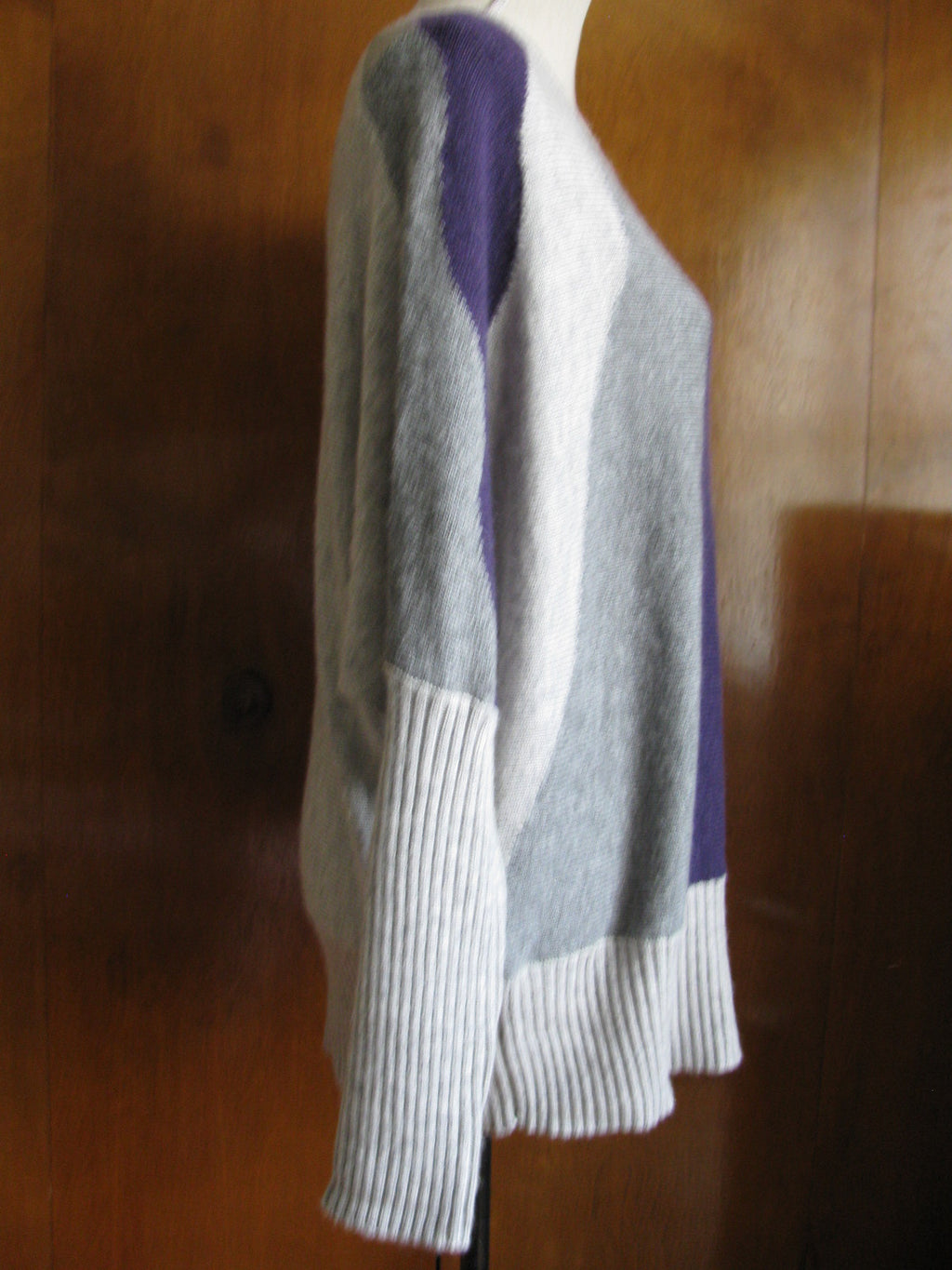 Sioni women's gray purple dolman sweater Medium New