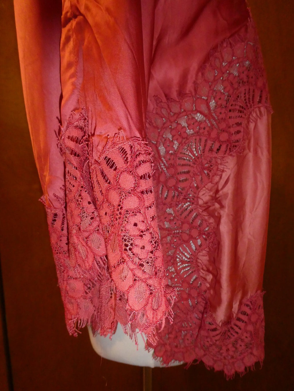 Moulinette Soeurs Anthropologie Womens Orange Satin Lace V-Neck Blouse Sz Small