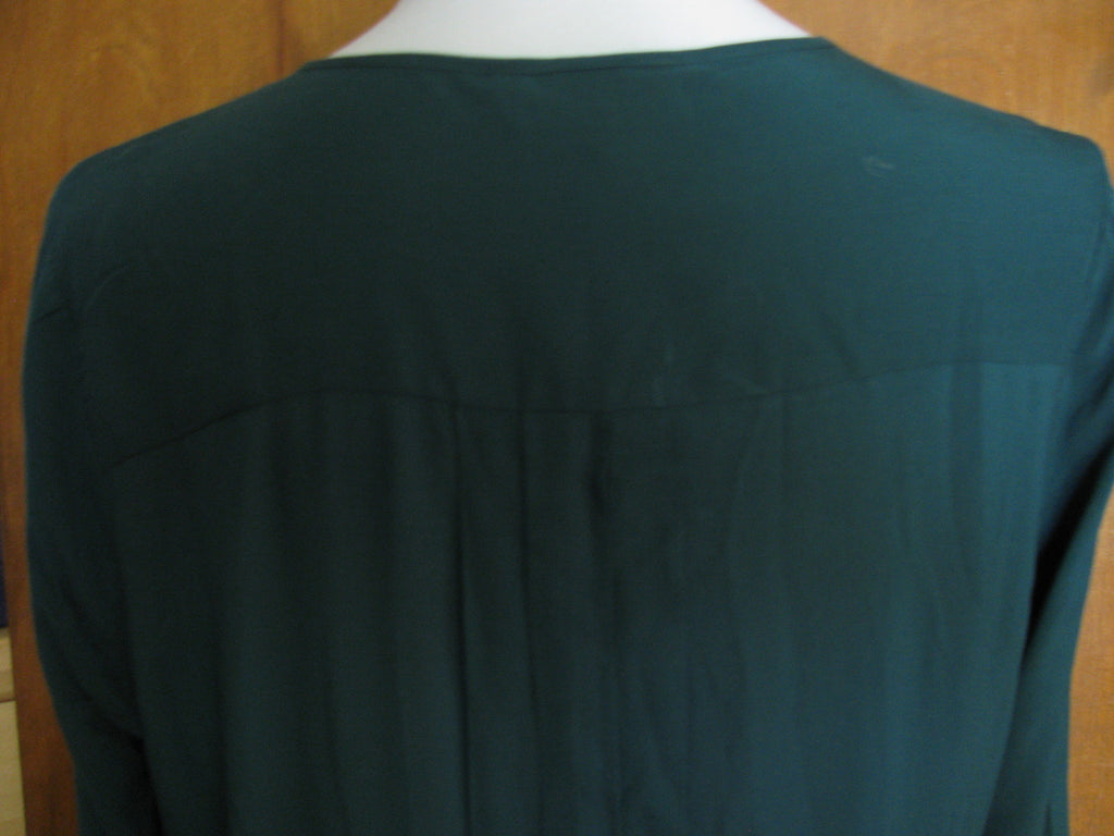 Jaye E women's emerald rayon top size large NWT