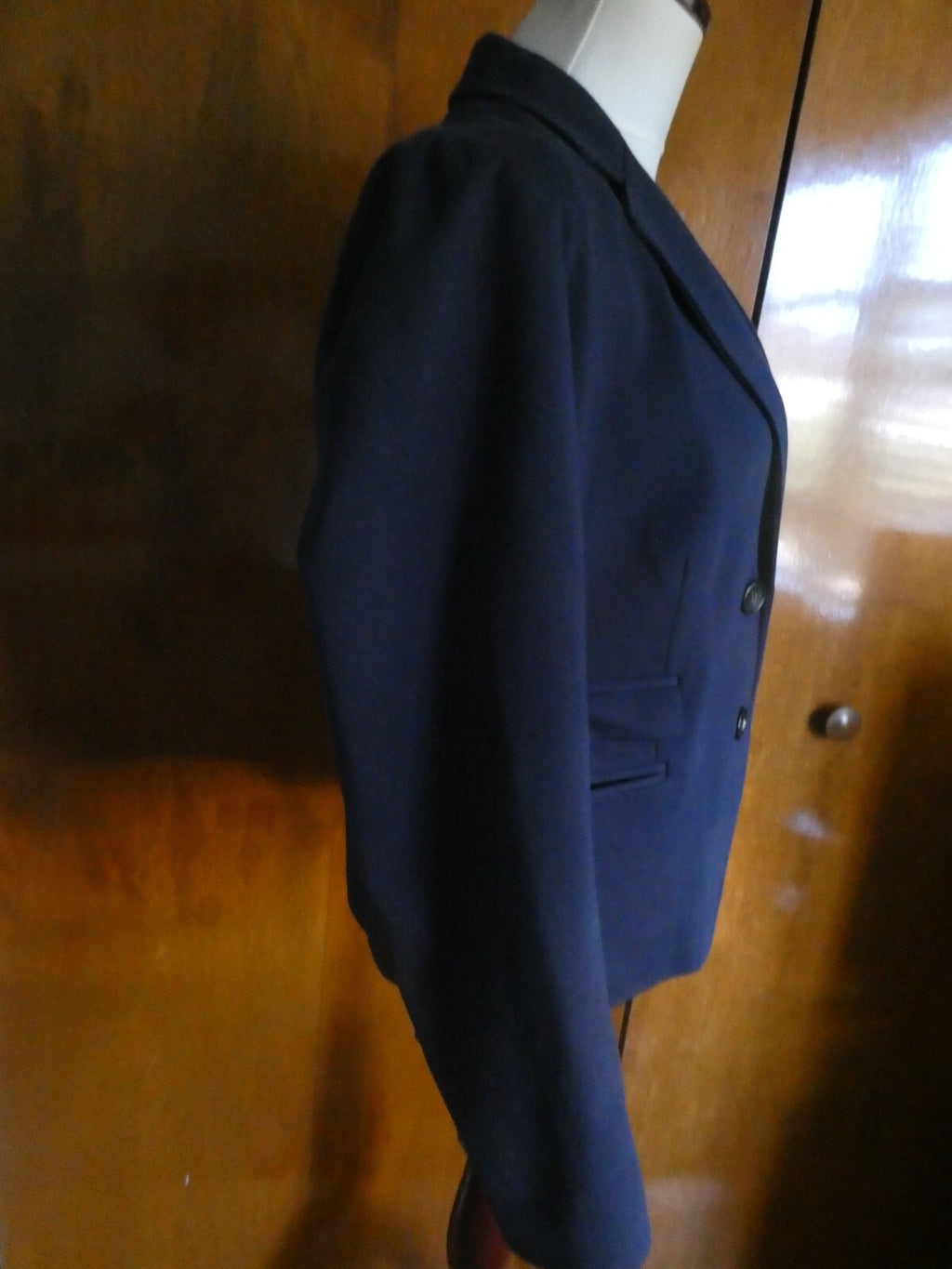 Talbots women’s navy 2 buttons gorgeous blazer Large