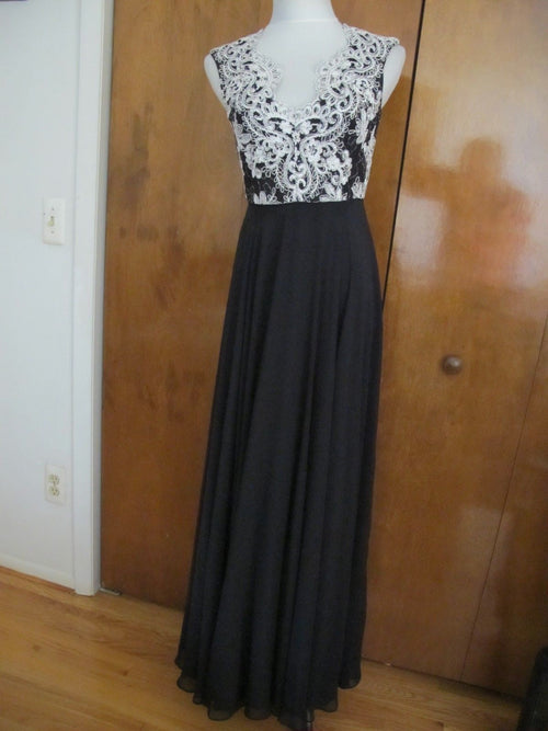 Aidan Mattox Women's Black Detailed Floral Lace Evening Maxi A-line Dress 4 New