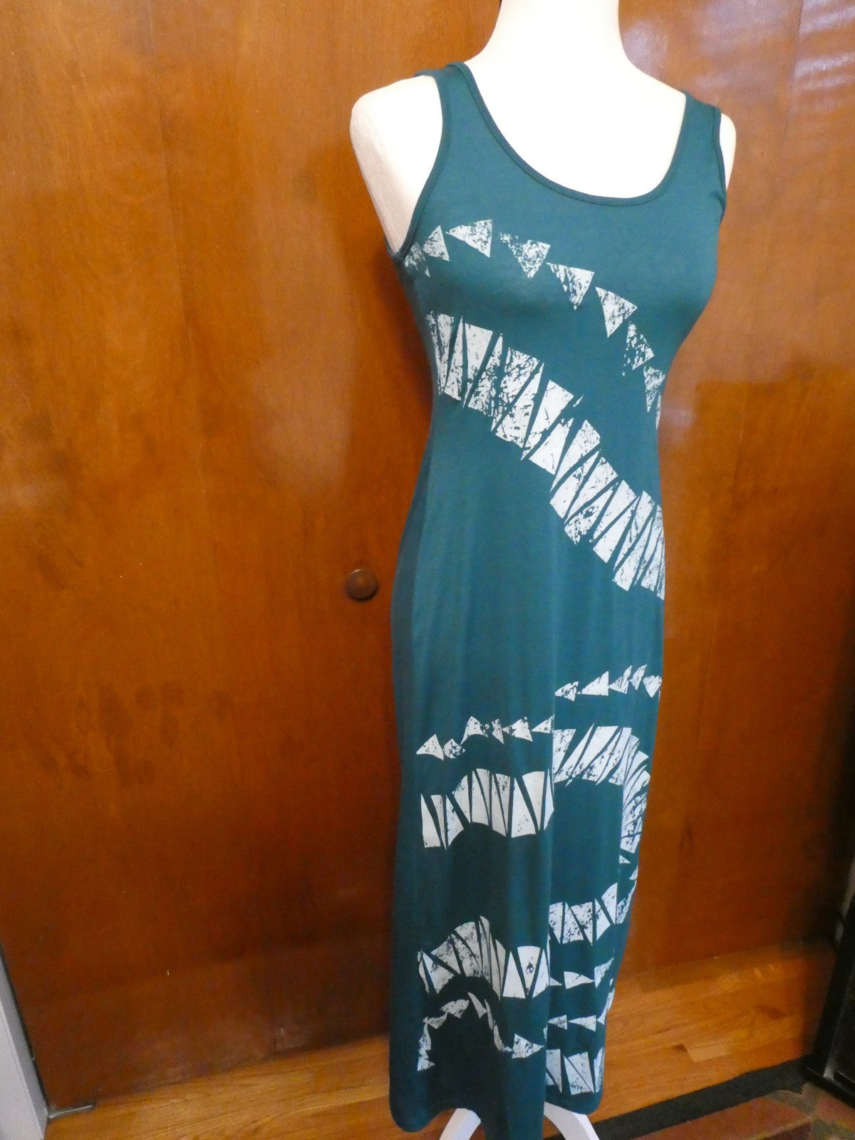 Material Girl Junior Small Maxi Dress Green White Geometric Print Lace Up Back