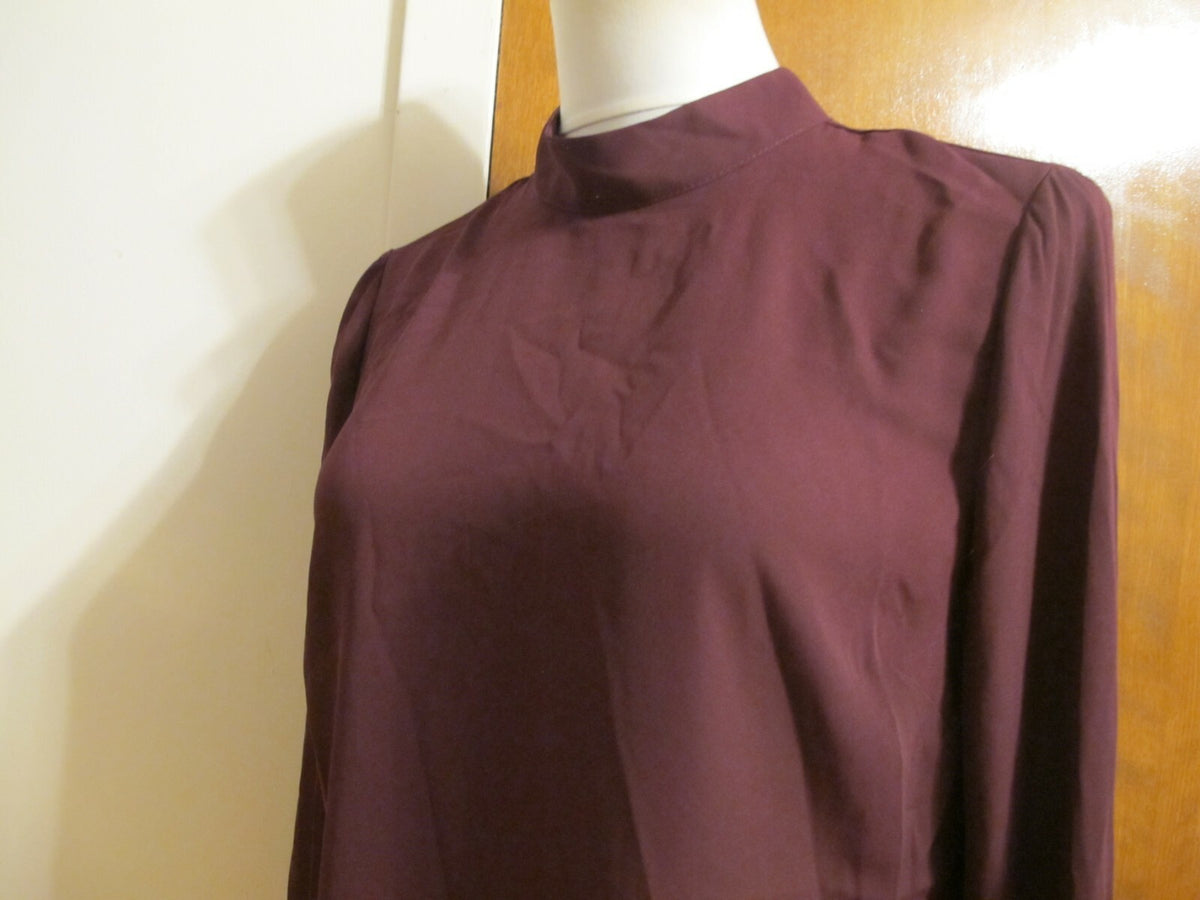 The Limited women’s detailed purple blouse top Medium