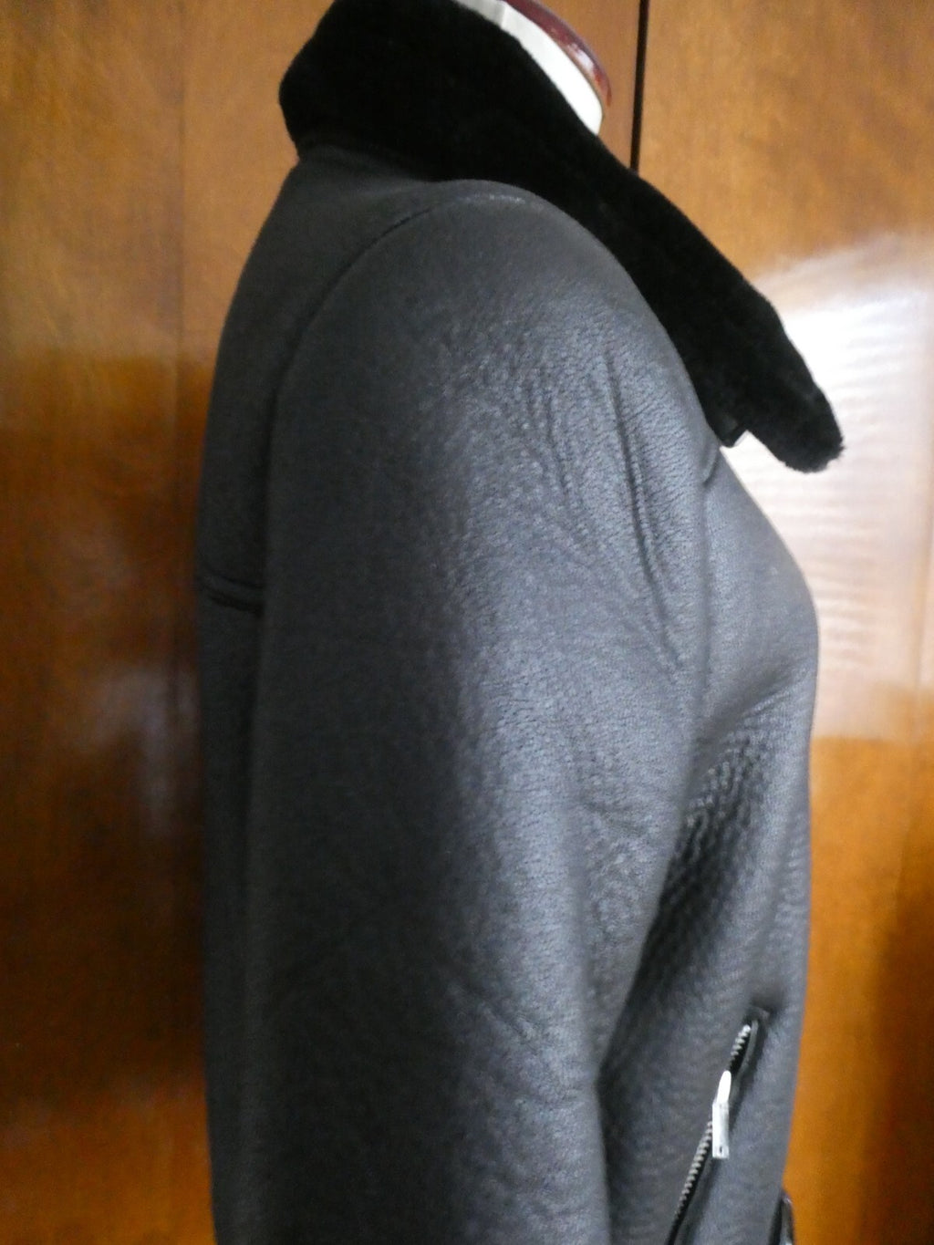 LY VAREY LIN Women's Black Faux Shearing Lined Warm Winter Moto Jacket Small