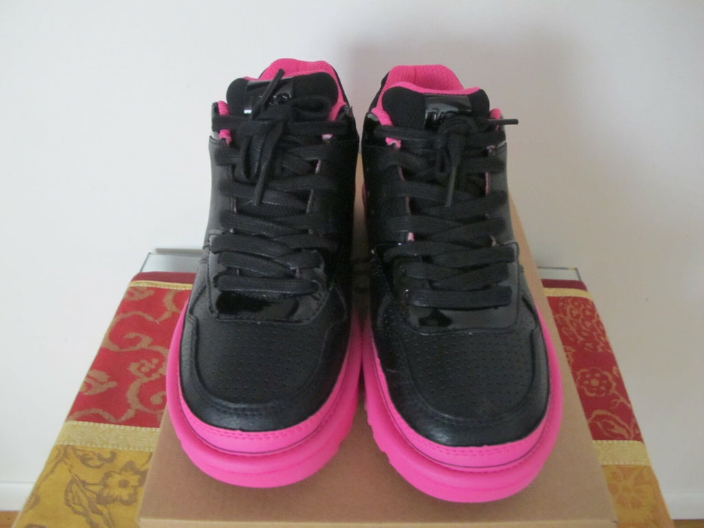 Ugg Australia Women’s Highland Sneakers Black/Rose US 6.5, 7, 7.5, 8, 8.5 