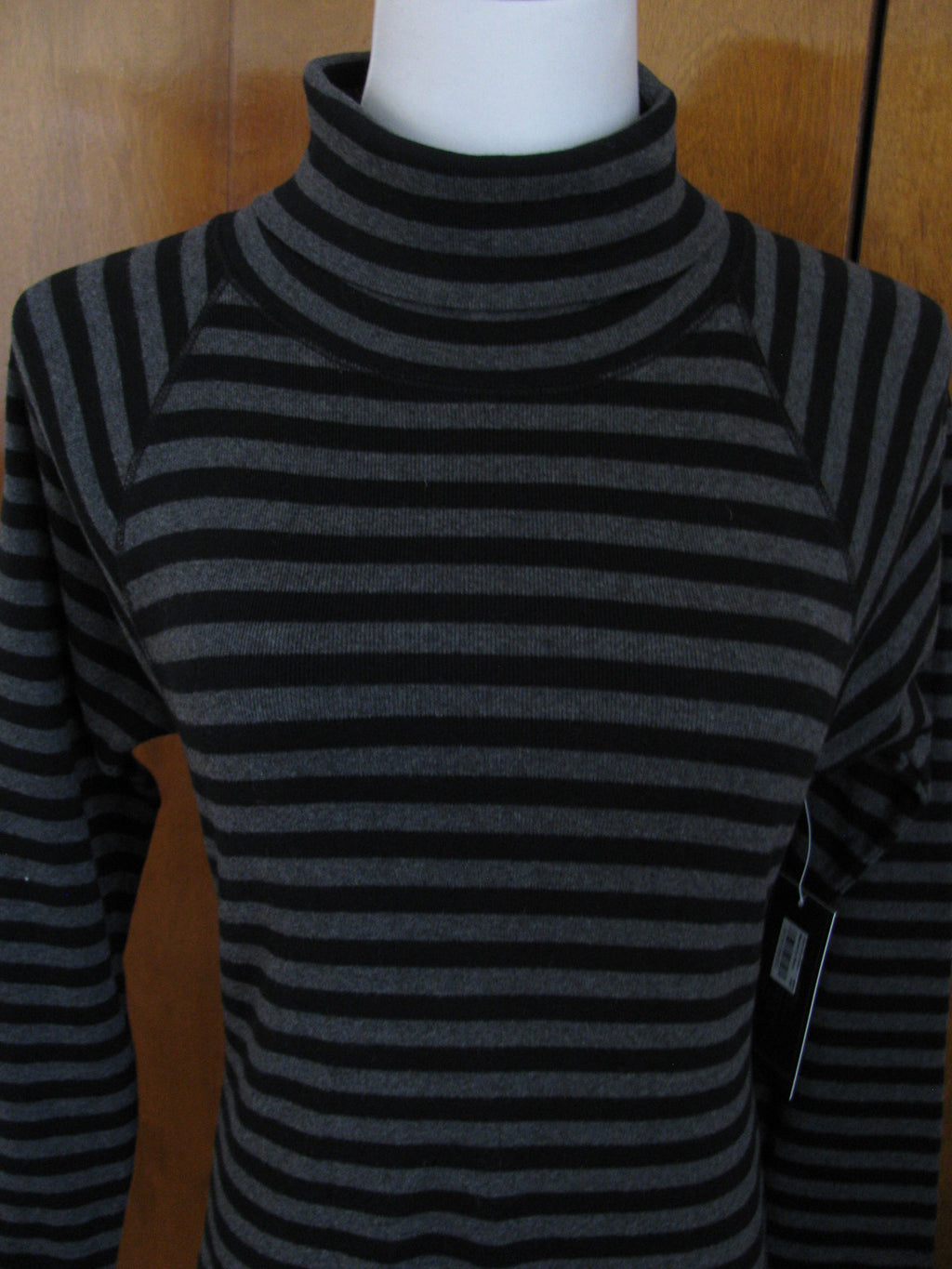 Lauren Jeans CO Women's black gray turtleneck dress size Medium 