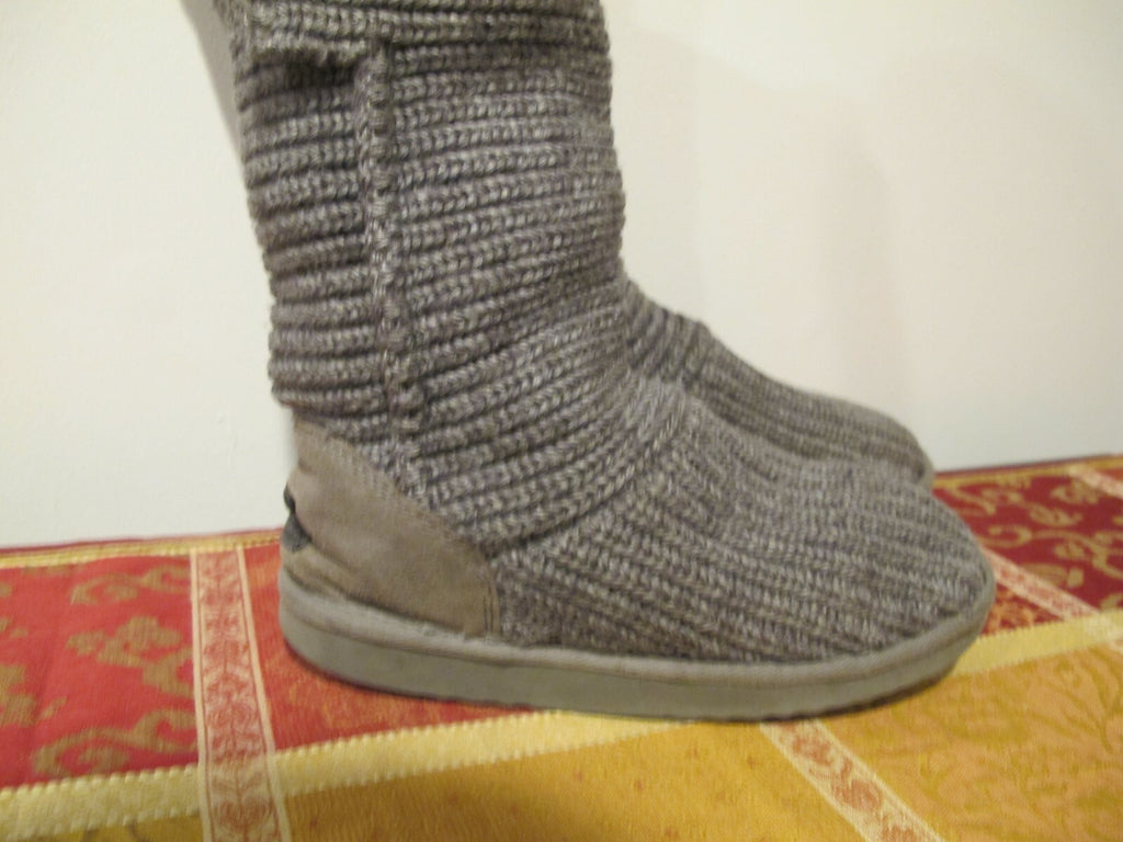 UGG women's gray fabric woven tall winter boots pre owned size 7