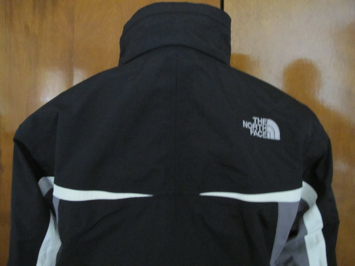 The North Face black boys XL zip out fleece jacket can be worn 2 different ways