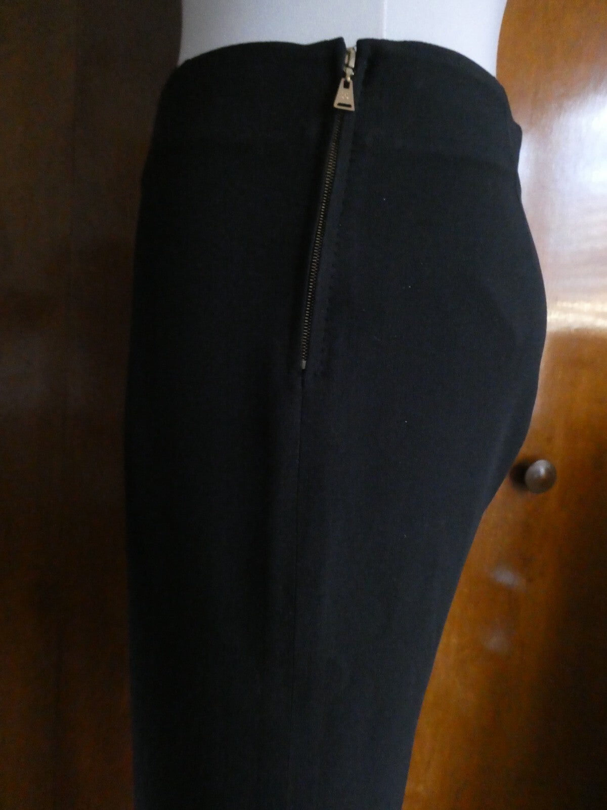 Louis Vuitton Slim Cropped Dressing Pants Black Size 36 France ECC-W05