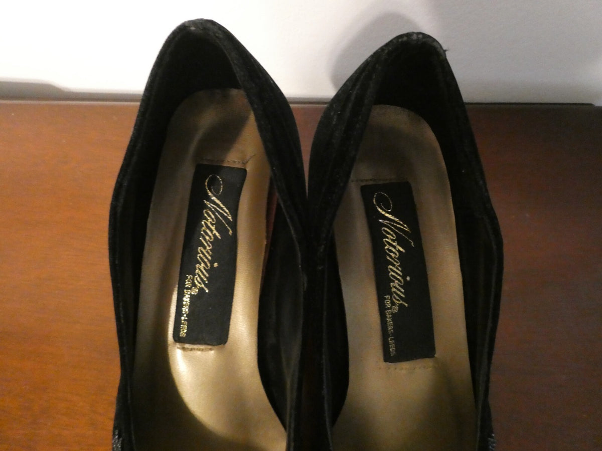Notarious women's black velour dress shoes size 8