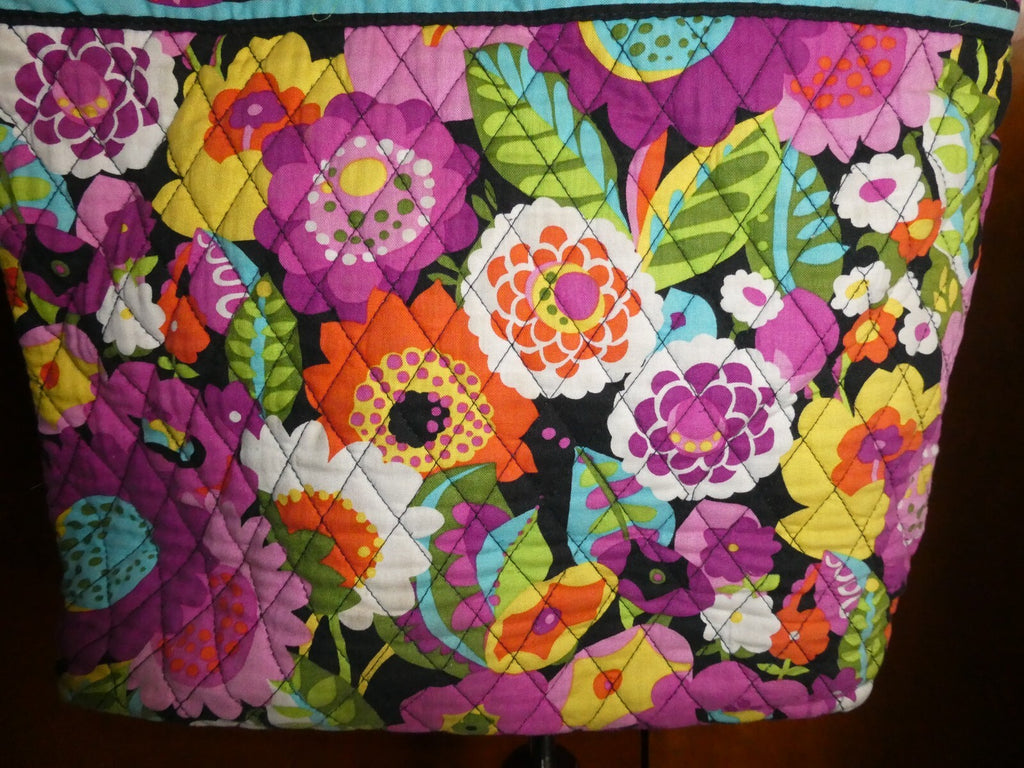 Vera Bradley Women's Blue/Red/Green/White Shoulder Quilted Bag