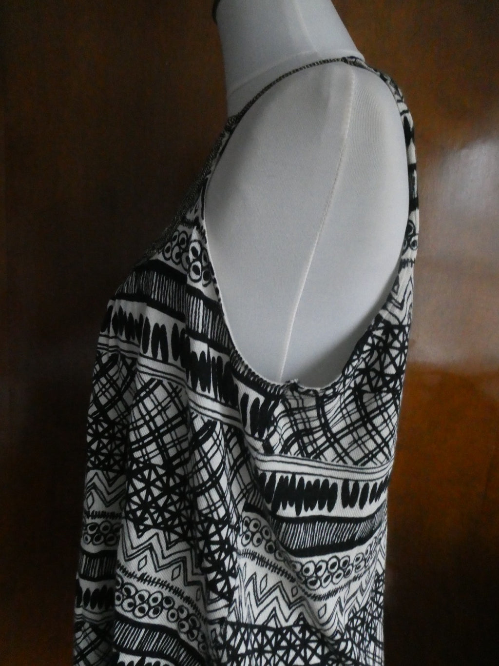 Sweaterworks Women's Top Black White Crochet Trim Cotton Rayon Size Large $68