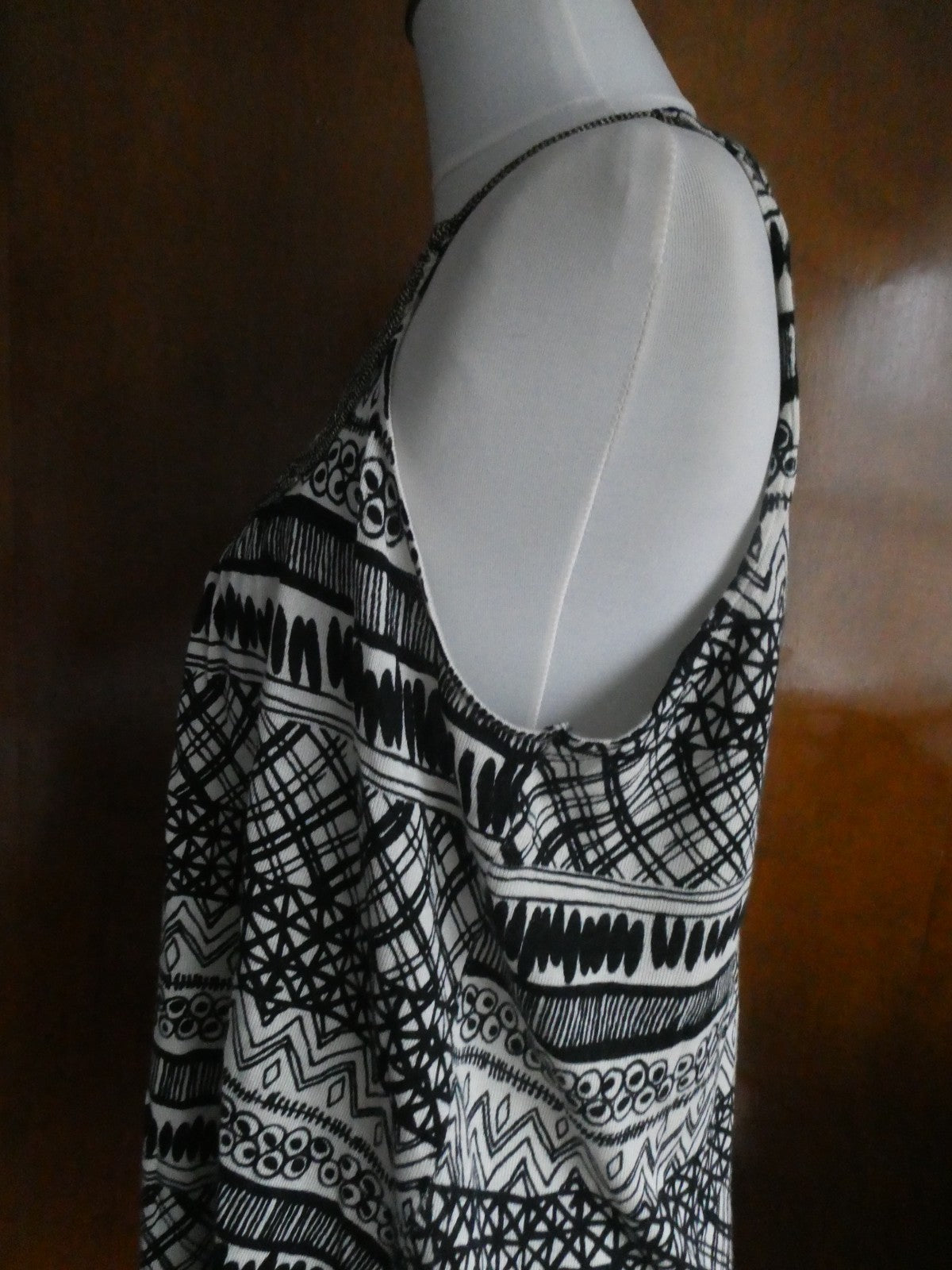 Sweaterworks Women's Top Black White Crochet Trim Cotton Rayon Size Large $68