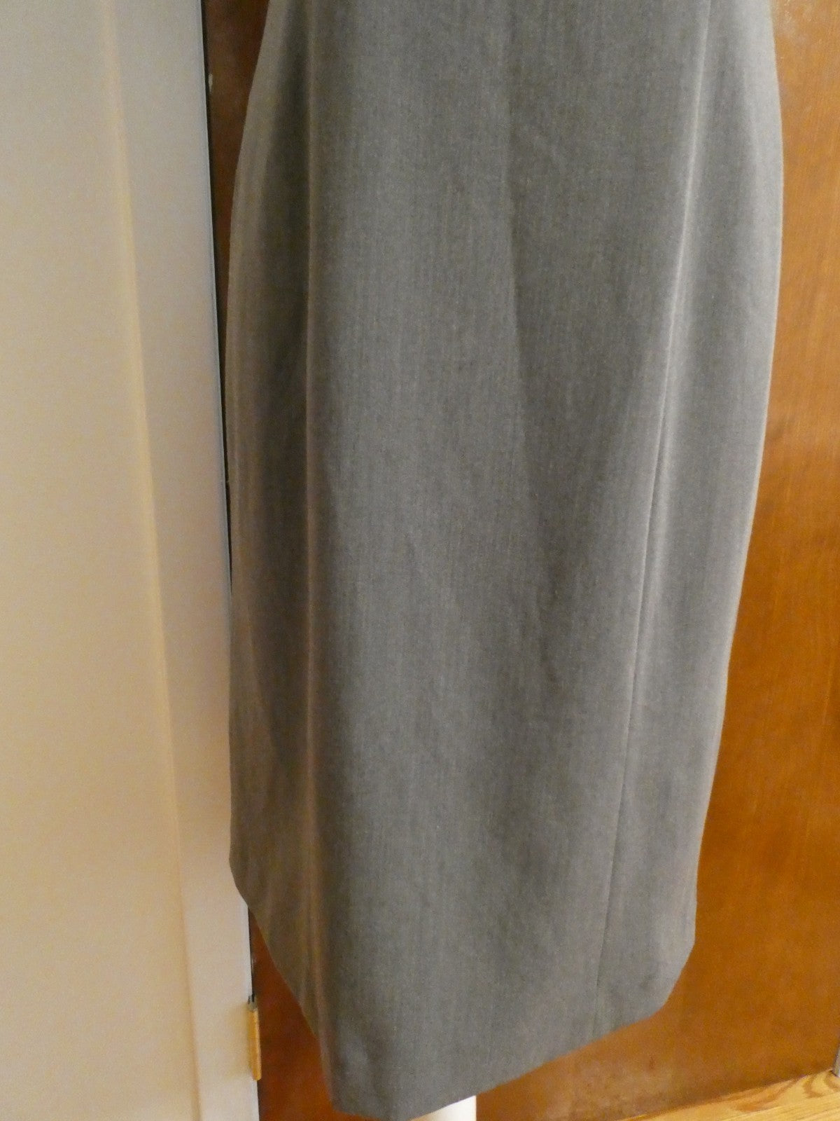 MIX by Tahari Arthur S. Levine Gray Sheath Dress Women Size 4 Lined Career