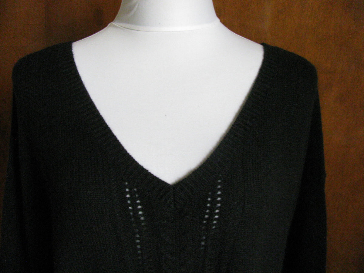 Tesori Women’s Cashmere Black V-Neck Sweater Large  NWT Runs Big