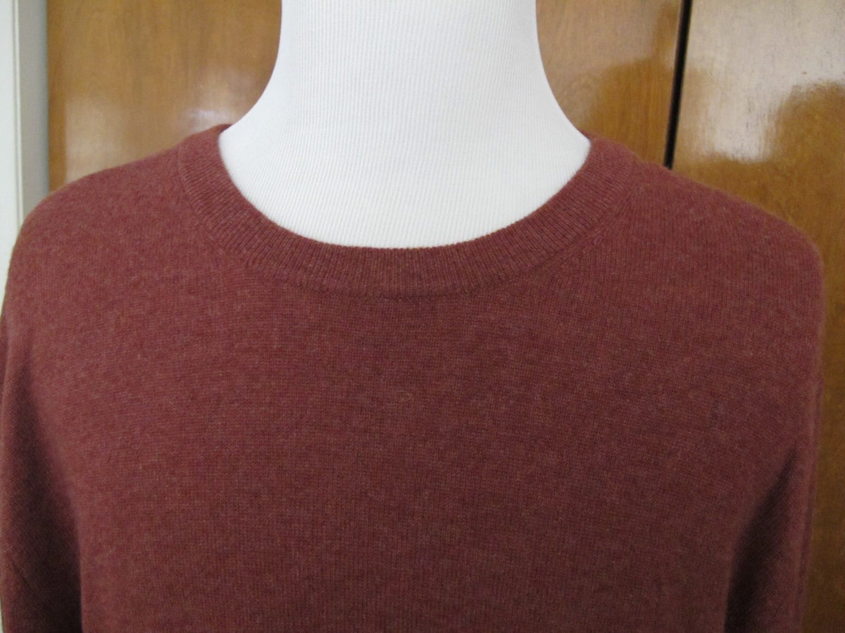 Bloomingdale's men's cinnamon cashmere crewneck sweater  XXL 
