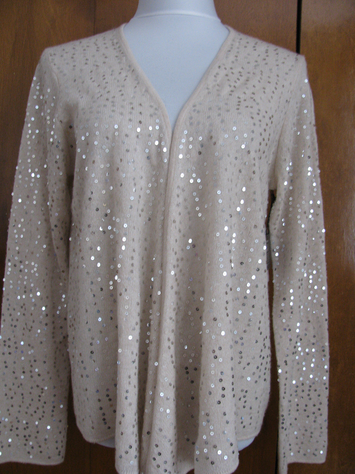 Black Saks Fifth Avenue women’s beige 2ply cashmere cardigan New