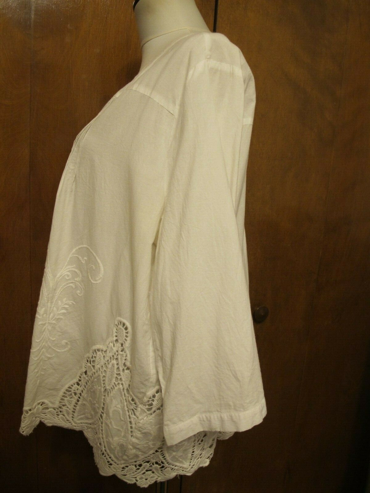 Saint Tropez West women's white cotton crocheted top size 1X