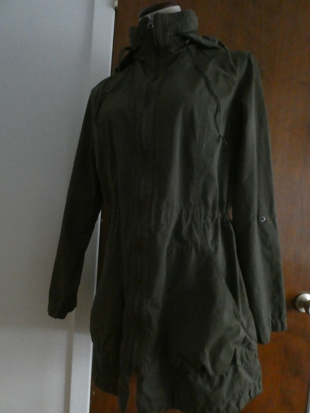 Mossimo Supply Co Women’s Olive Green Water Resistant Hood Jacket Size Small