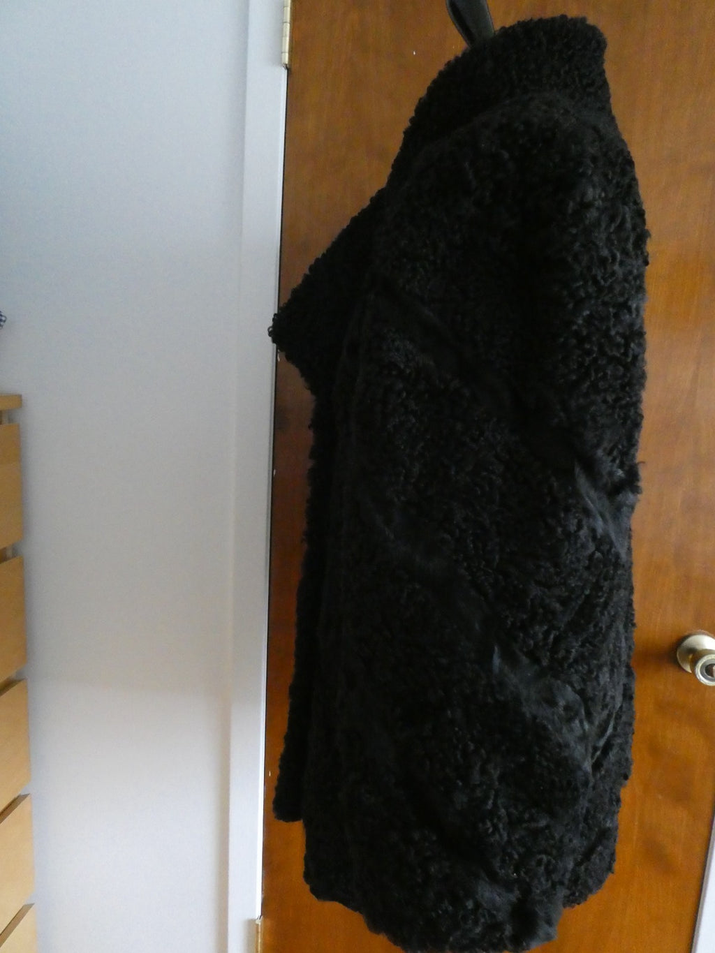Genuine Fur Karakul Women’s Black Persian Lamb Coat Size Large Made in Moldova