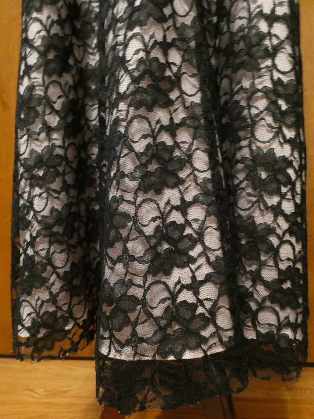 Unbranded Women's Black Pink Fringe-Textured Sheer Lined Evening Skirt Size M