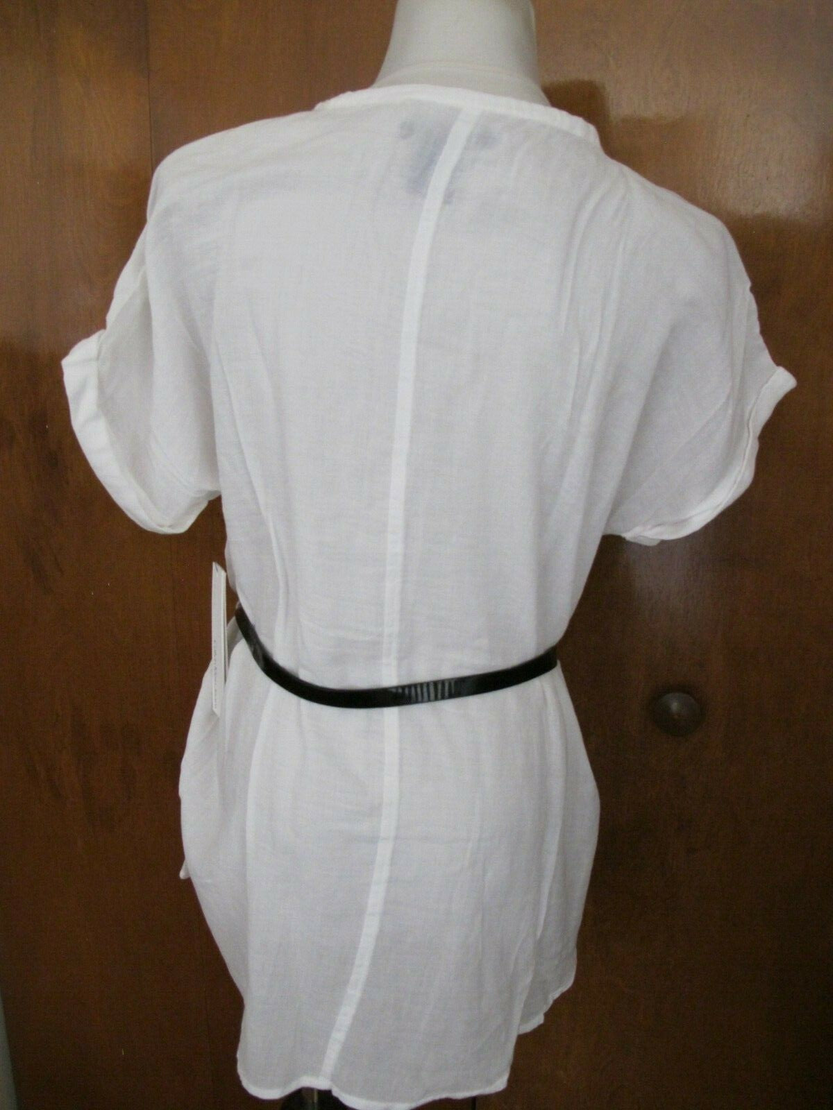 New Calvin Klein Jeans women's white soft top Size PLarge can fit regular Large
