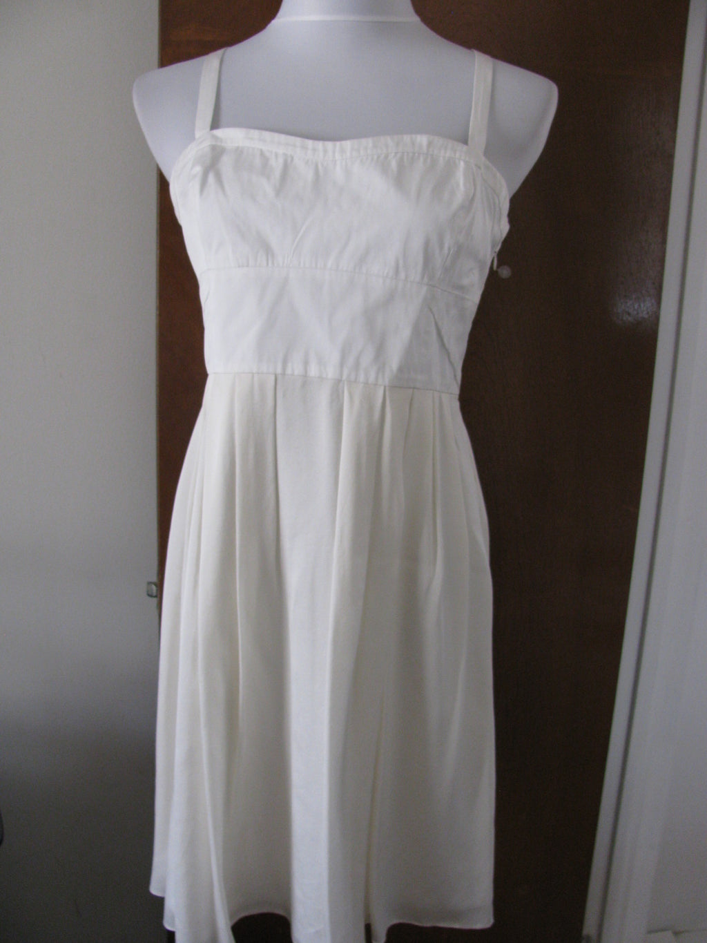 Theory Women's Natural White Dress Size 10 New