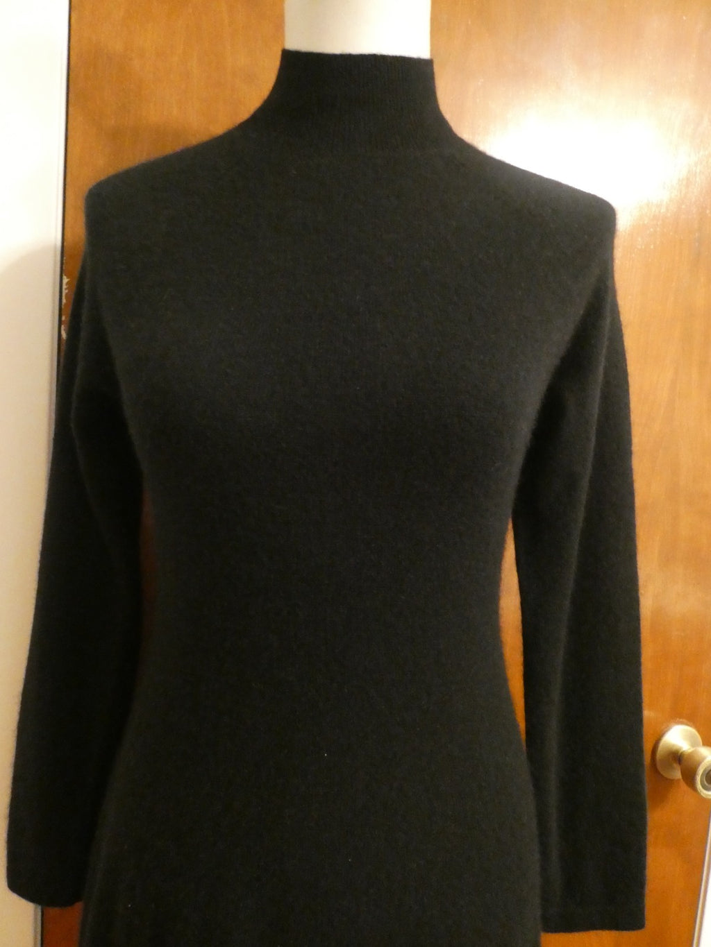 Bloomingdale's 100% 2-Ply Cashmere Black Mock Neck Midi Dress NWT $248 Size XS
