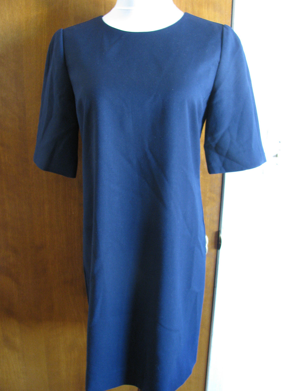 Gap women’s navy dress New