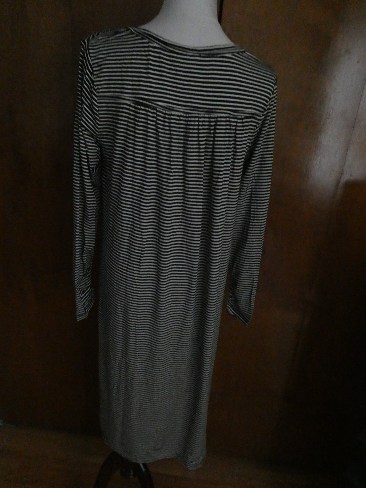 Gap Women's Black/White Stripped Rayon A-Line Long Sleeves Dress Large