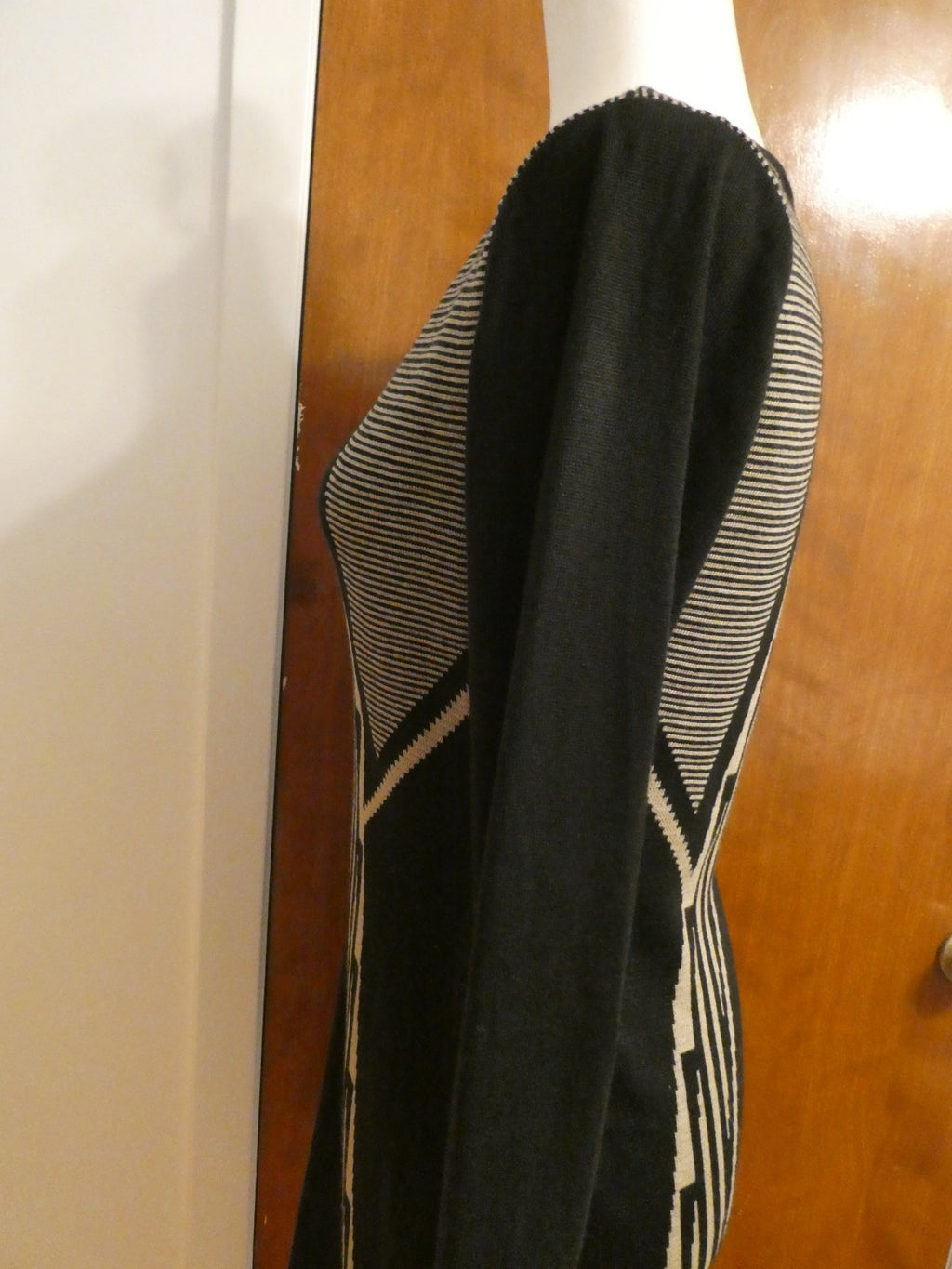 Ivanka Trump Sweater Knit Dress Women Black Beige Geometric Long Sleeve Bodycon