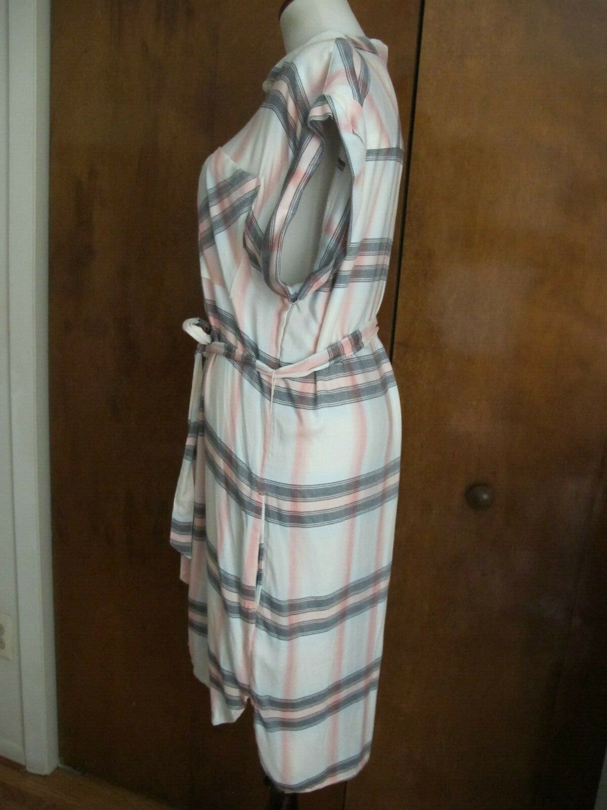 Gap women’s multi color summer dress size Large NWT