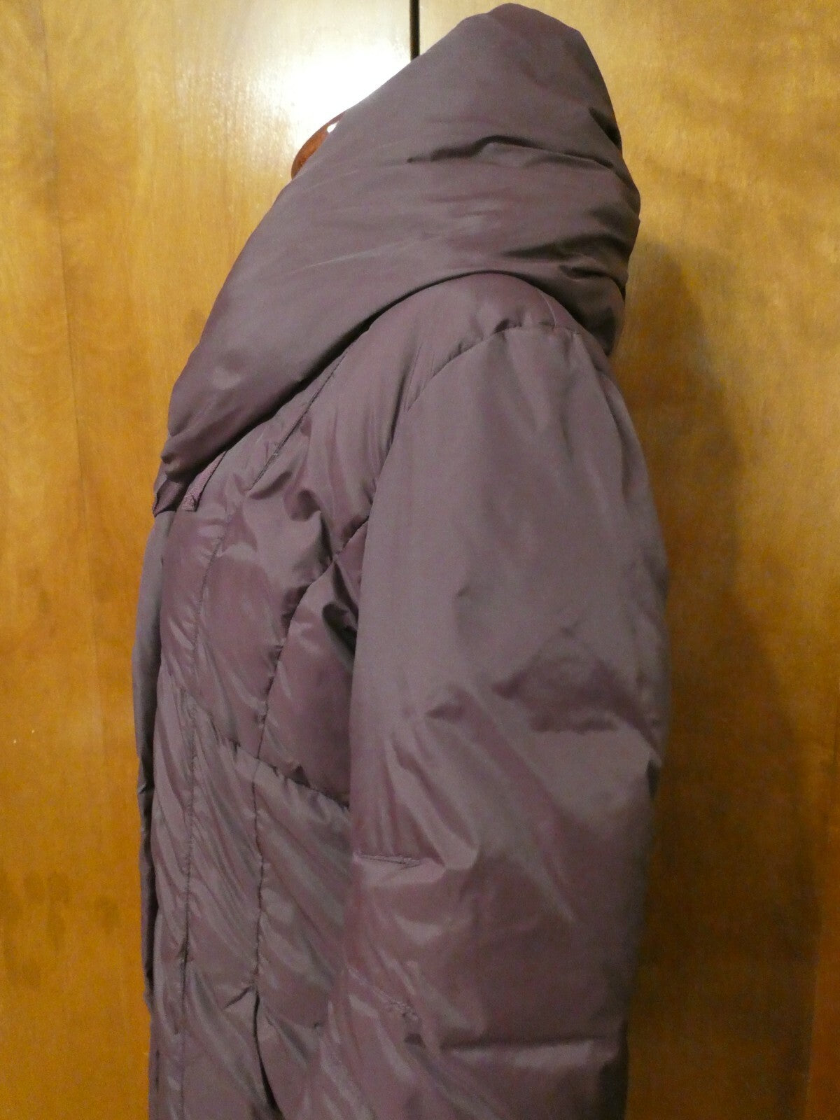 Tahari Women's Burgundy Down Puffer Winter Detailed Coat Jacket Small