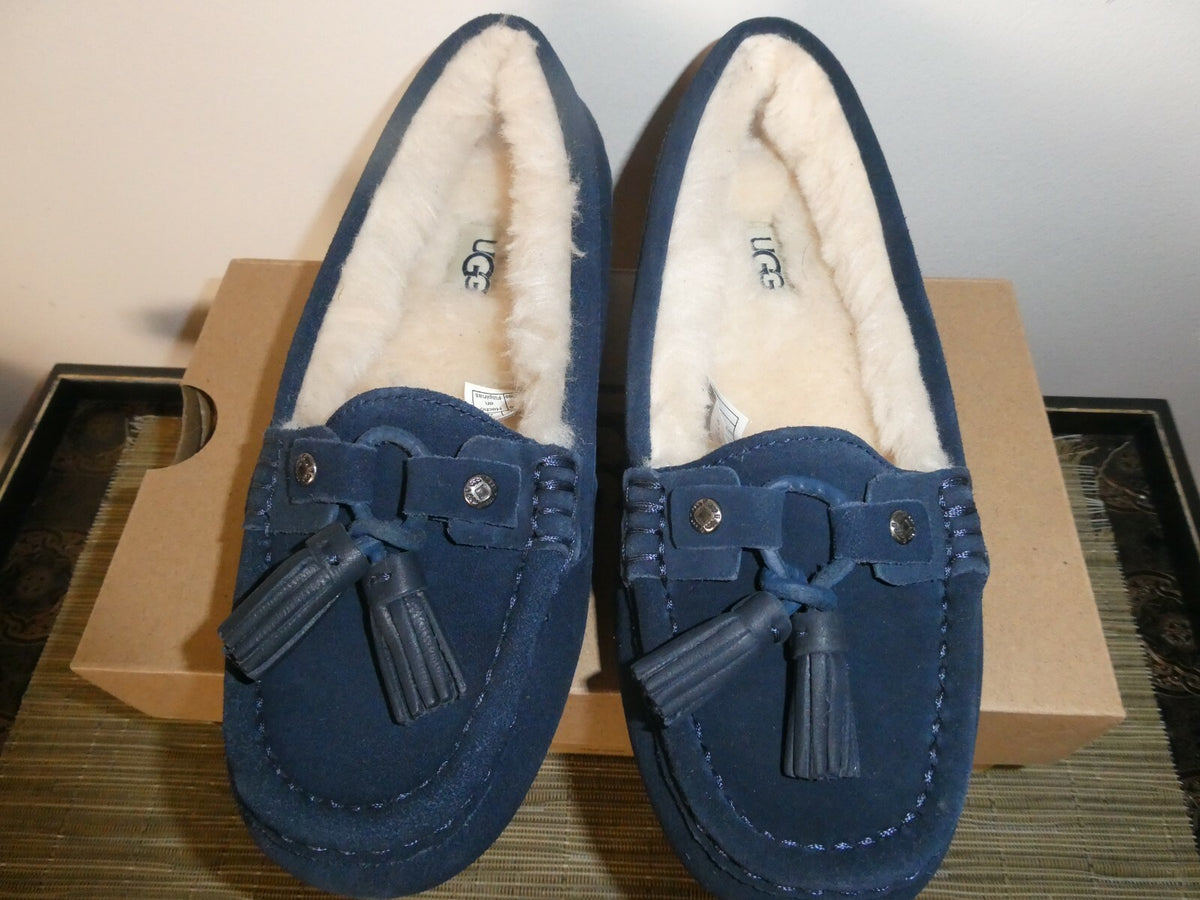 UGG Litney Women’s Suede Navy Slipper For Outdoor/Indoor Use US 5 Style# 1116030