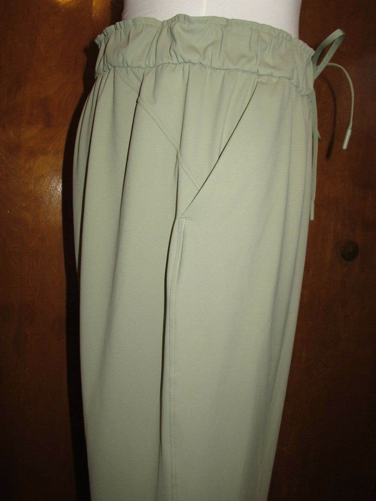 Lululemon Women's Green Stretch High Rise 7/8 Length Pant RSMG 