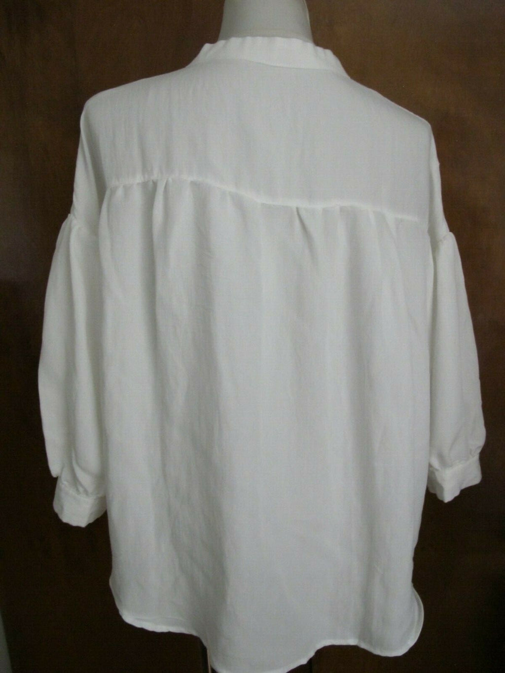L&Z women's white size Large top blouse