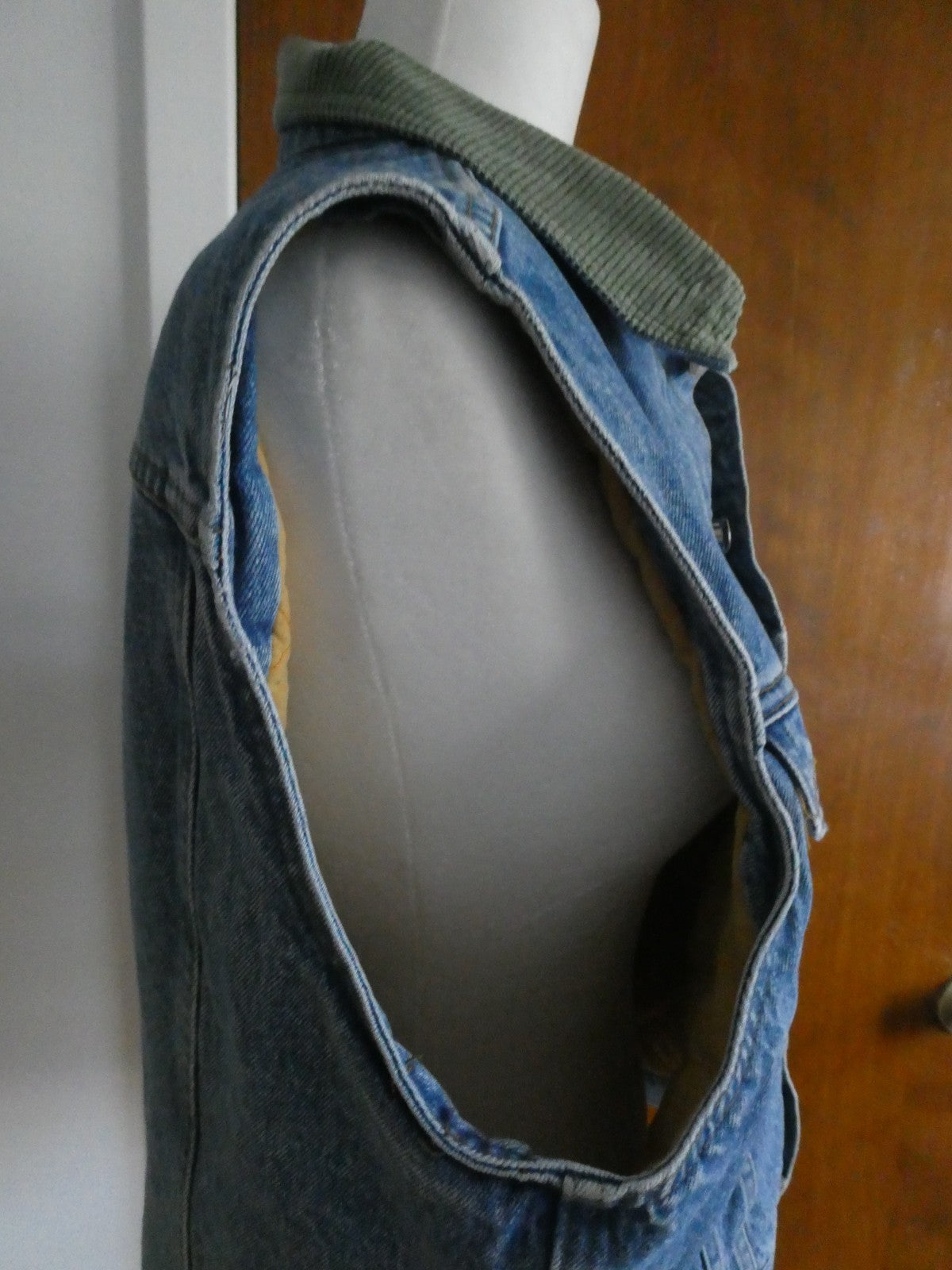 Ventura Denim Vest Cotton Quilted Lined Blue Jean Trucker Style Vintage Medium