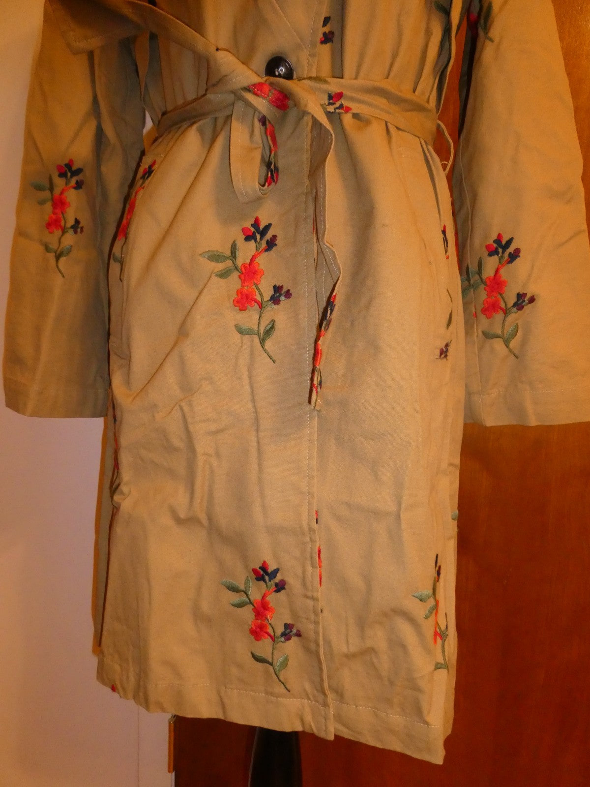 Anthropologie Cartonnier Honeymiel Embroidered Floral Trench Coat Women Belted